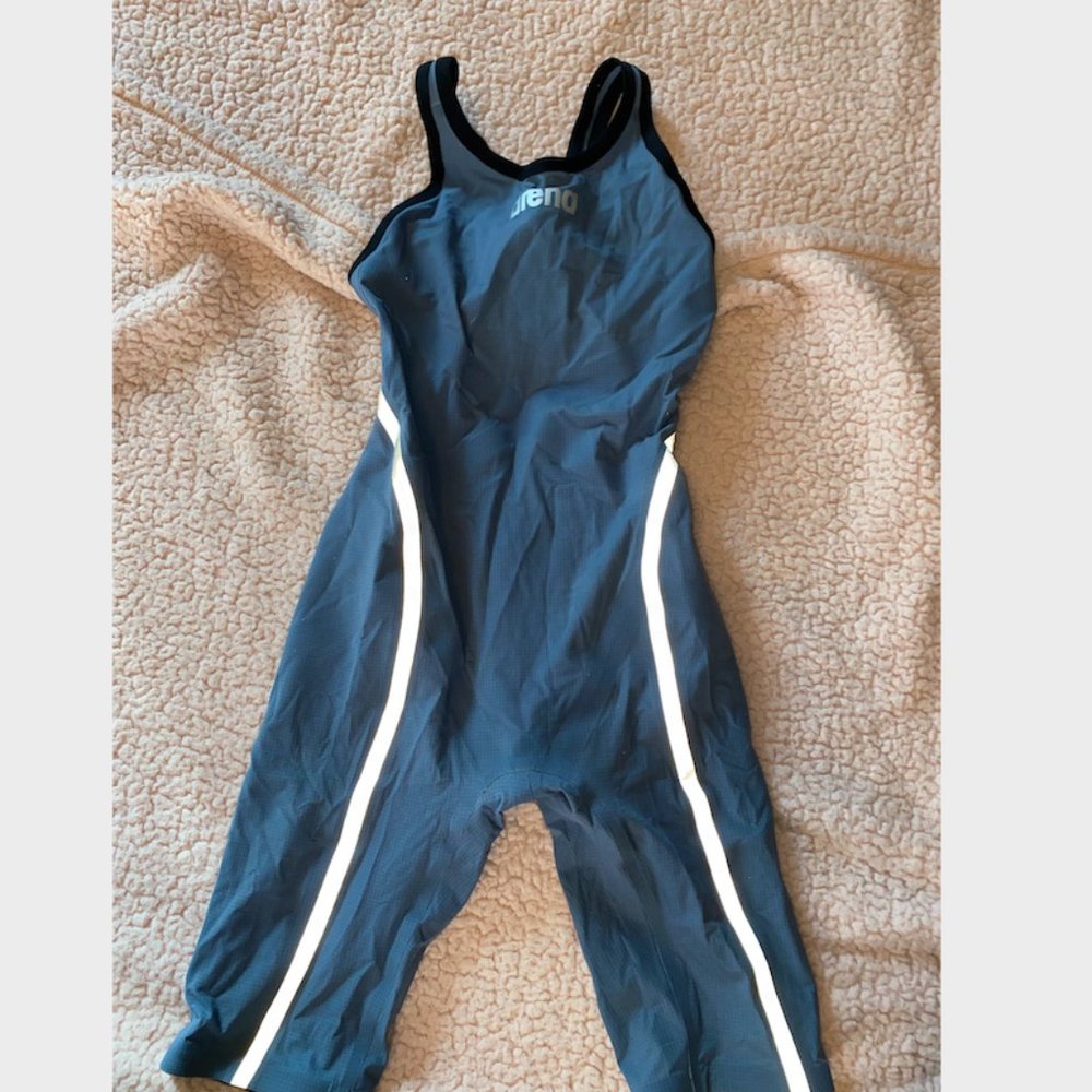 Arena Powerskin Carbon Ultra Openback Kneeskin